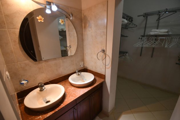 master suite bathroom vanities